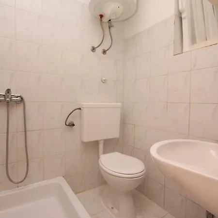 Studio 6745e Veliki Drvenik